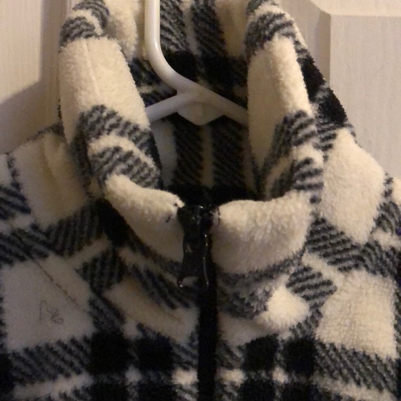 Fleece pullover - Picture 2 of 4